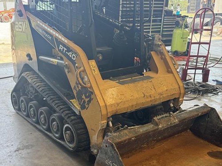 2021-asv-rt40-compact-track-loader-image-6