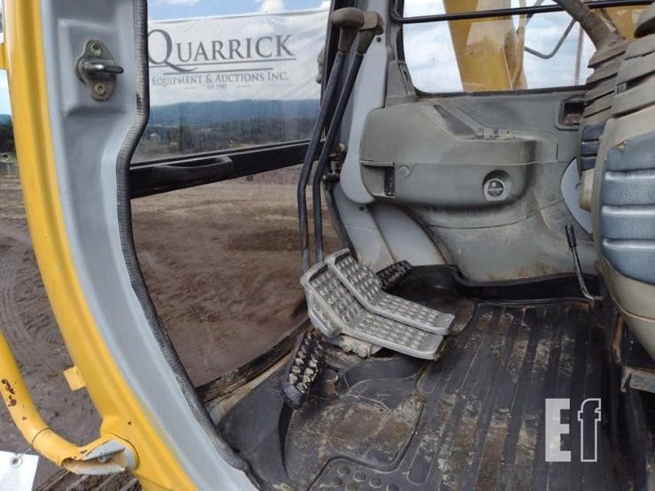 deere-120-image-10