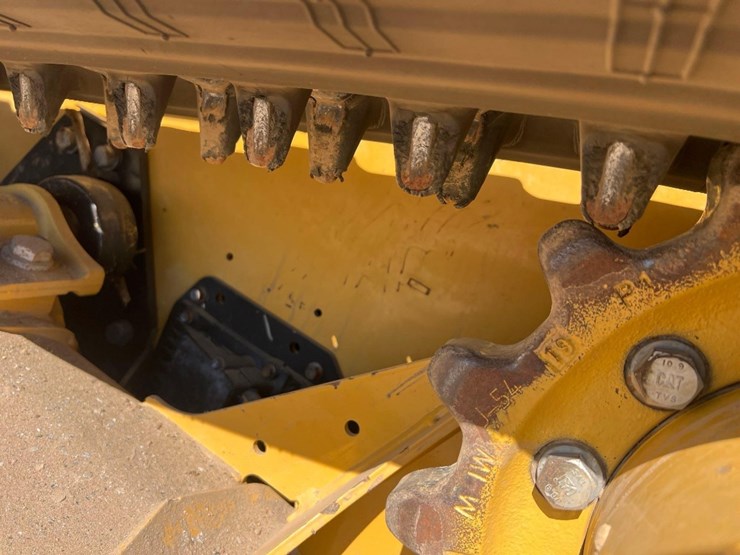 2024-caterpillar-255-skid-steer-image-25
