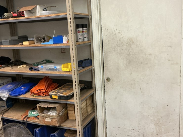 #170-•-parts-shelfs-image-3