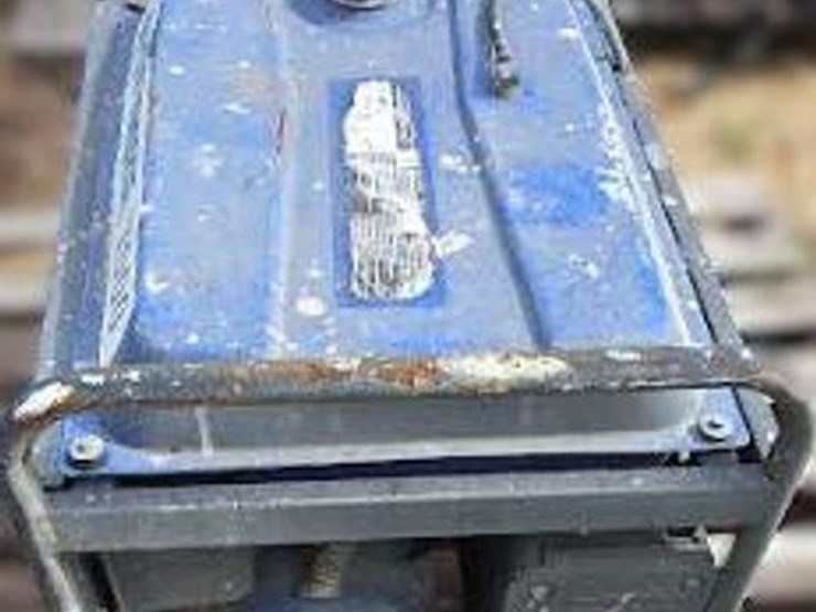 powerhorse-7000-watt-portable-generator-image-2