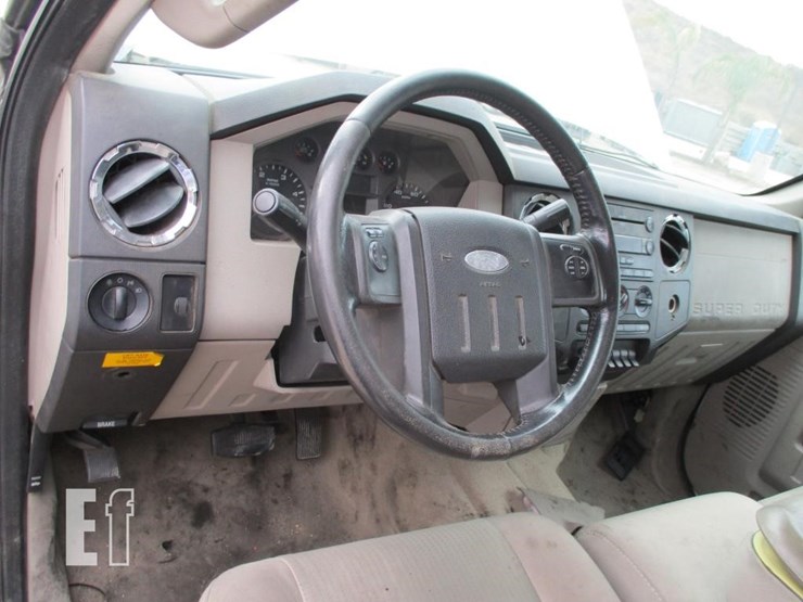2008-ford-f550-image-10