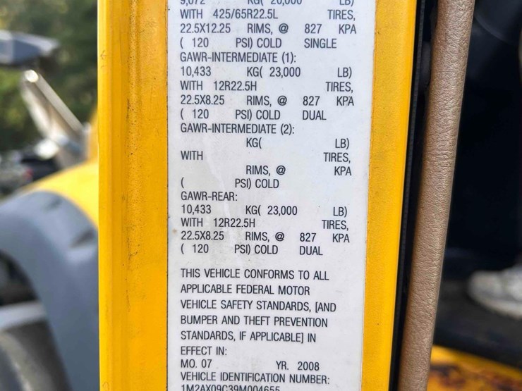2009-mack-granite-tandem-axle-dump-truck-image-29