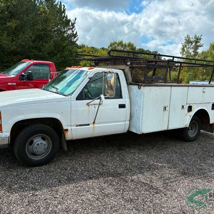 2000 Chevrolet C3500 Pickup Truck, VIN # 1GBJC34R1YF437945