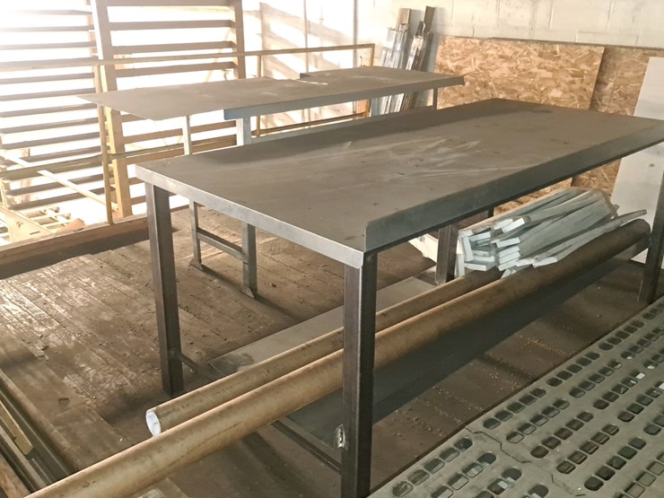 #184-•-metal-table-image-3