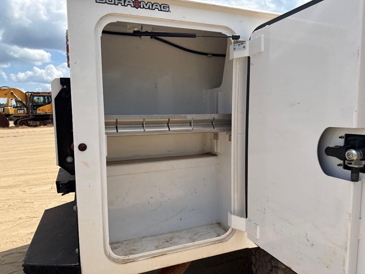 2019-ford-f250-xl-image-15