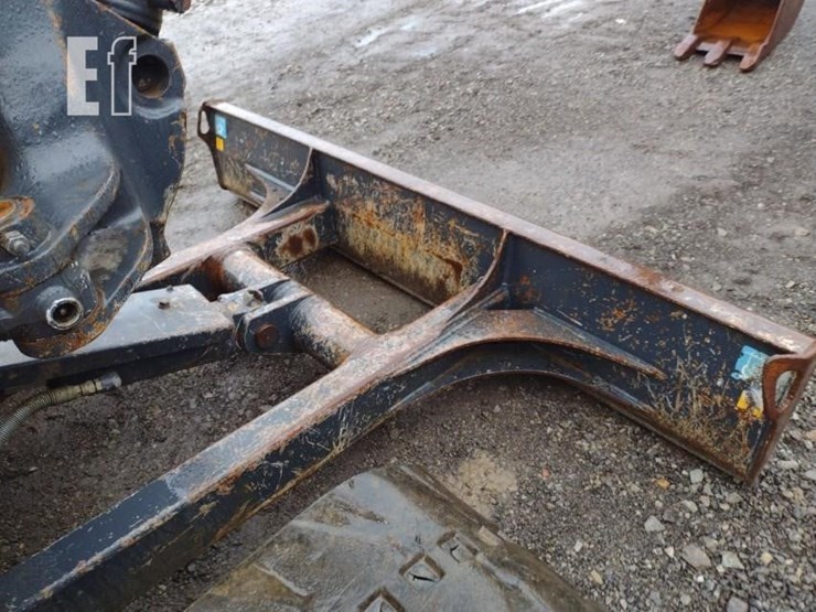 2015-deere-35g-image-22