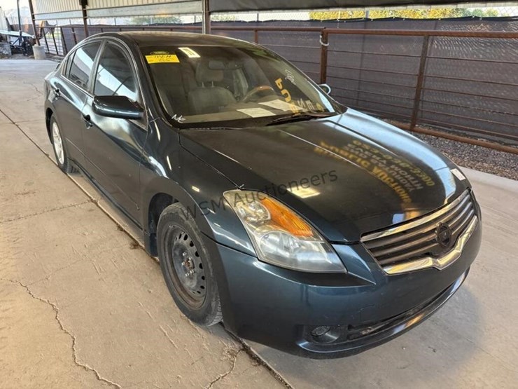 2007-nissan-altima-s-sdn-image-2