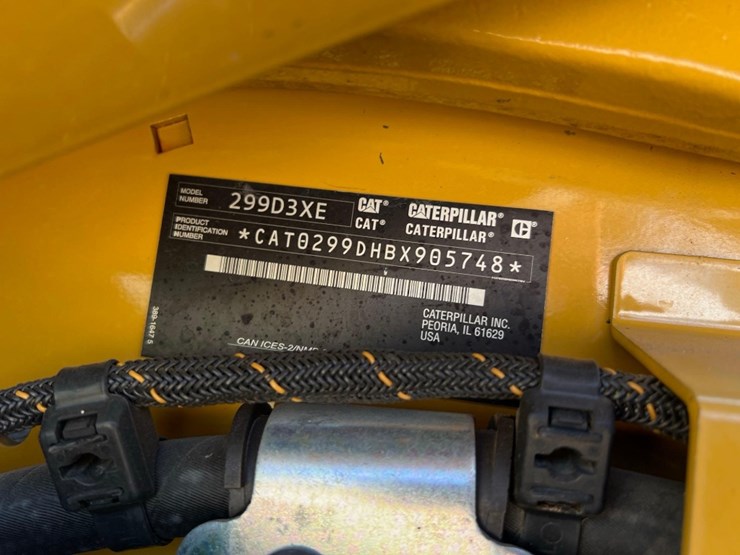 2023-caterpillar-299d3-xe-image-25