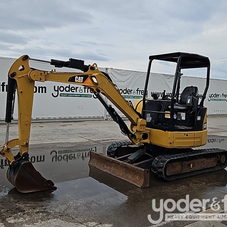 2013 CATERPILLAR 303