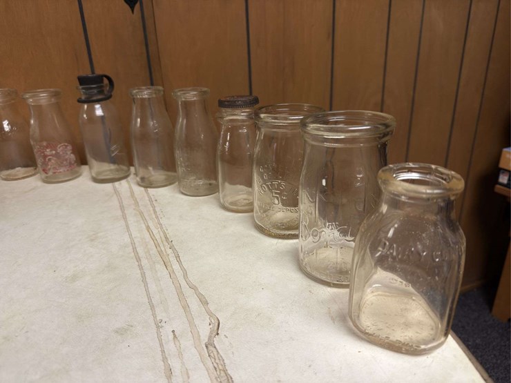 (19)-dairy-bottles-and-butter-churn-image-6