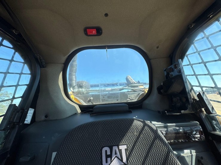 2020-caterpillar-299d3-xe-image-36