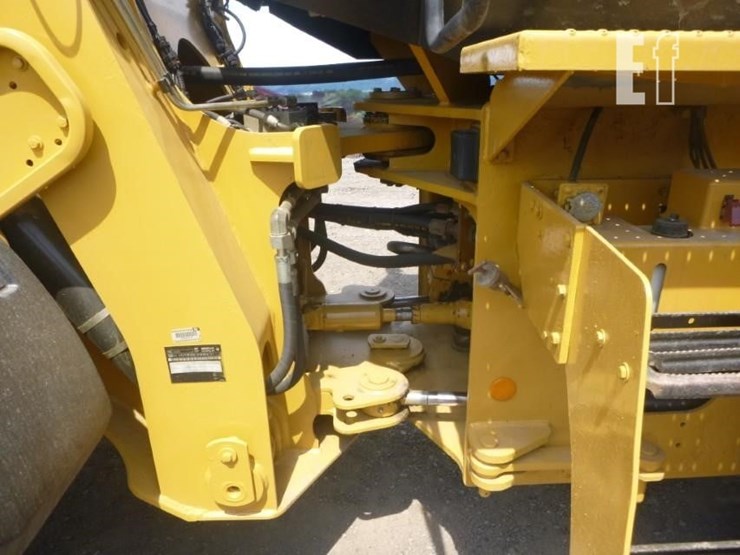 2012-caterpillar-930k-image-25