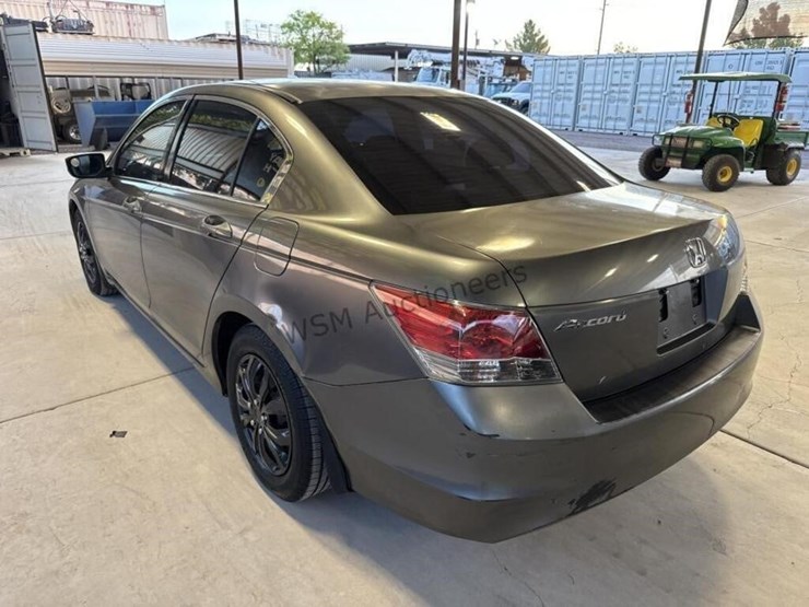 2008-honda-accord-lx-sdn-image-6