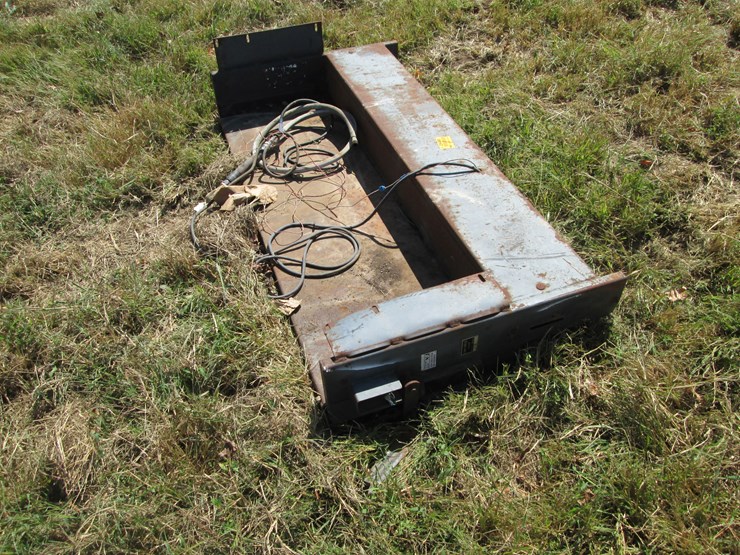 #29468-•-tommy-gate-lift-gate-42088-image-1