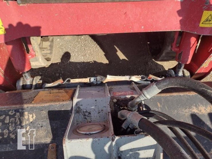 2013-takeuchi-tl12-image-14