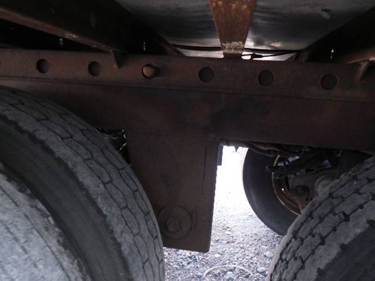 2013-utility-3000r-image-11