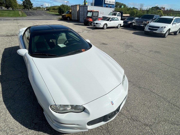 #6877-•-2000-chevy-camaro-z28-(has-wi-title)-(neenah,-wi)-image-43