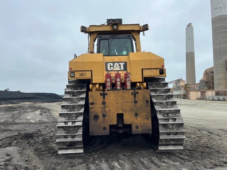 2017-caterpillar-d11t-image-7
