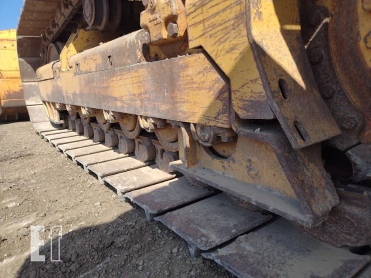 2012-deere-700j-lt-image-23