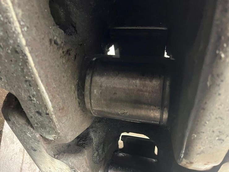 2017-caterpillar-d11t-image-67