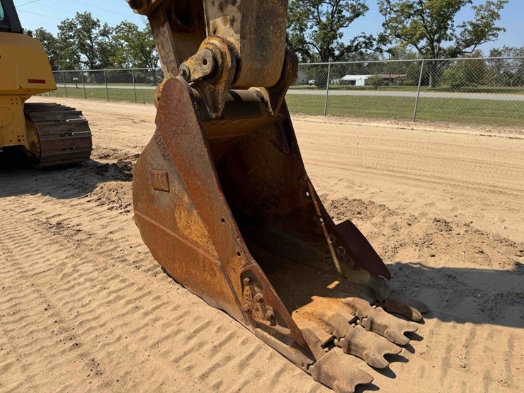 2014-caterpillar-336el-image-23