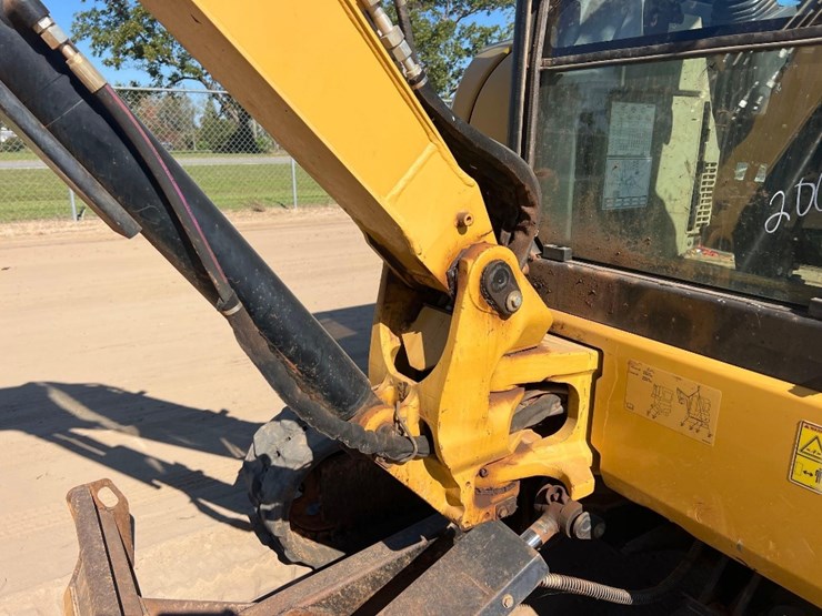 2014-caterpillar-303.5e-cr-image-13