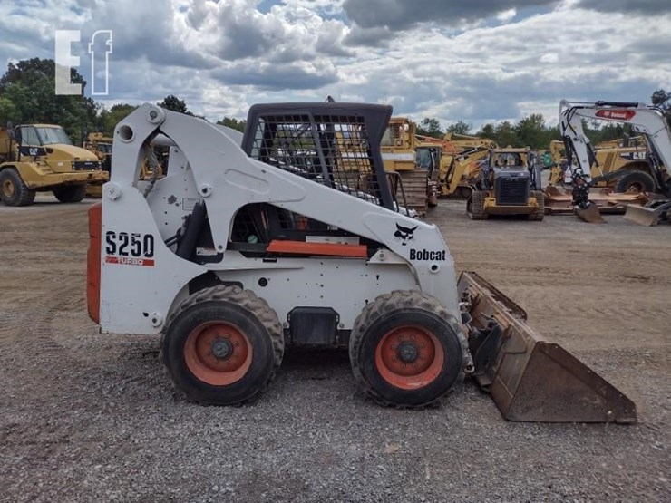 2004-bobcat-s250-image-3