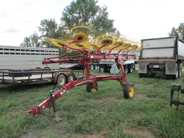 2015-new-holland-1022-image-1
