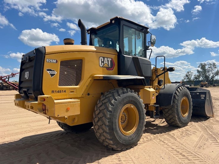 2021-caterpillar-926m-image-4