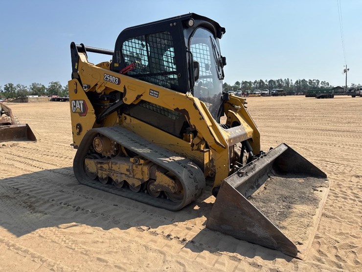2020-caterpillar-259d3-image-4