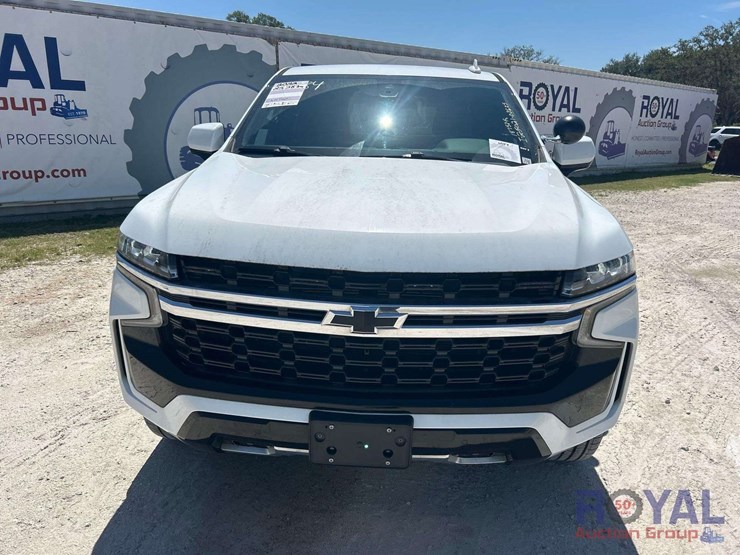 2022-chevrolet-tahoe-image-21
