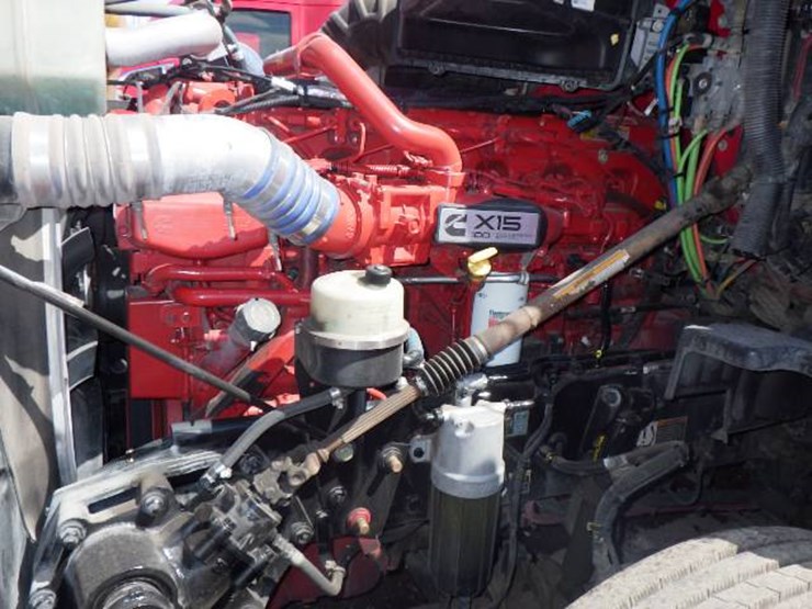 2020-kenworth-t680-image-13