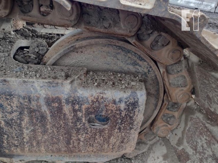 komatsu-pc220-lc-8-image-22