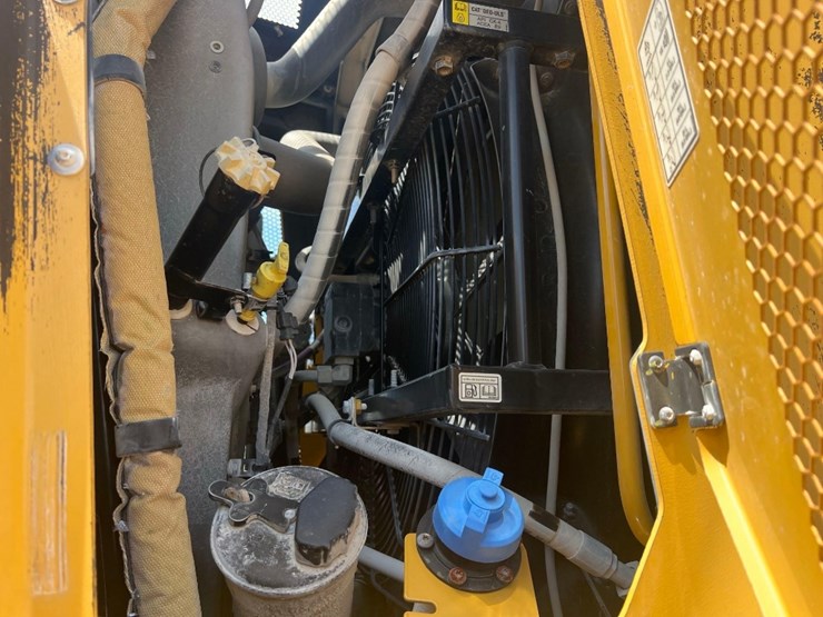 2022-caterpillar-980-image-14