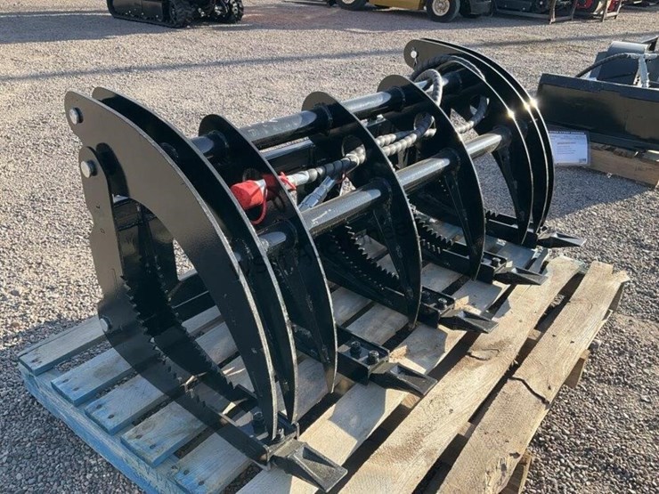 2025-giyi-mclg60-44in-grapple-for-stand-up-skid-image-1