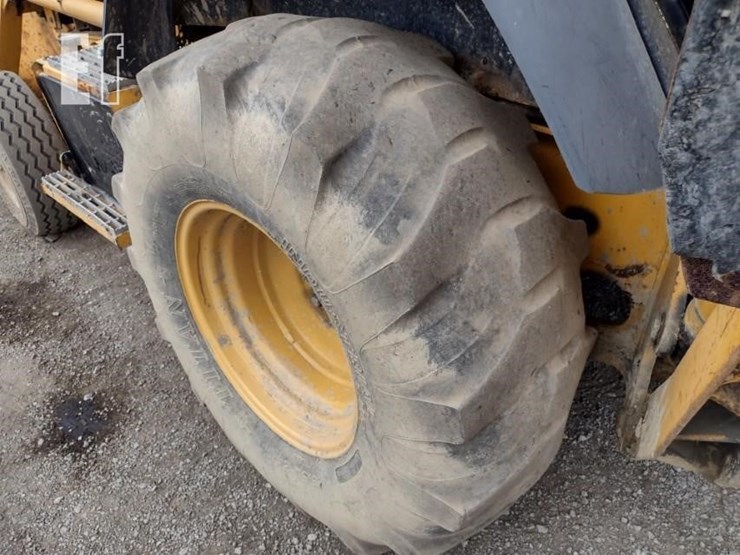 1999-deere-410e-image-24