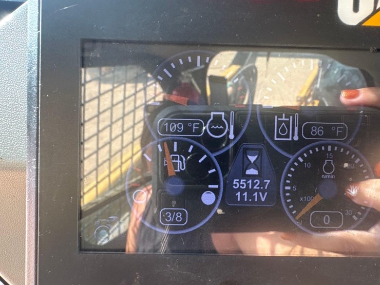 2014-caterpillar-299d-image-28