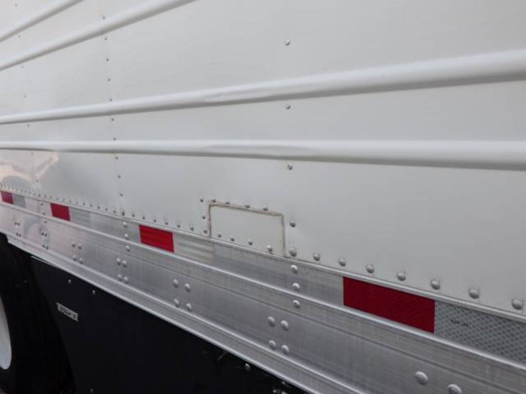 2019-utility-3000r-image-8