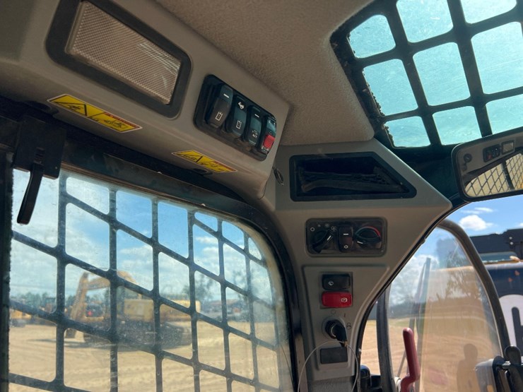 2019-caterpillar-289d3-image-29