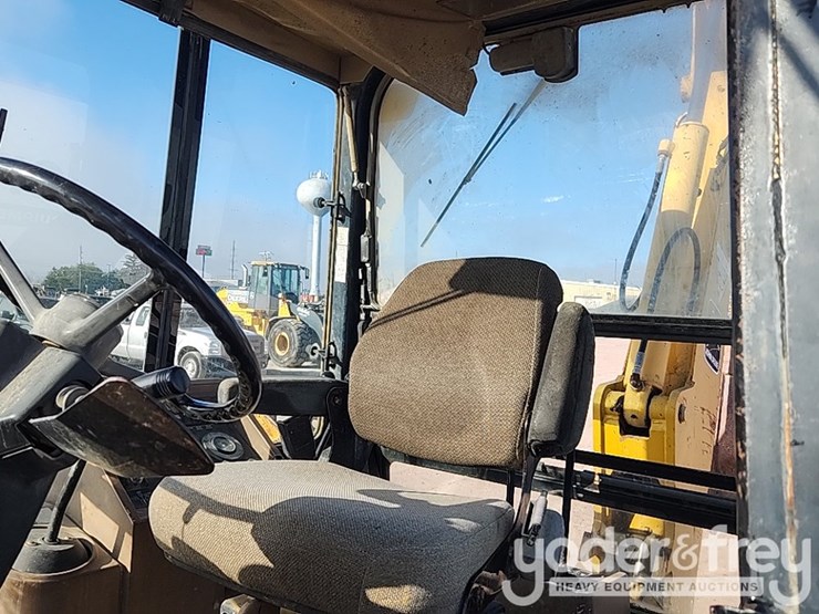 1996-john-deere-310d-image-28