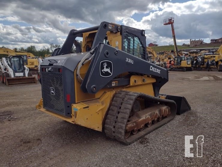 2020-deere-331g-image-39