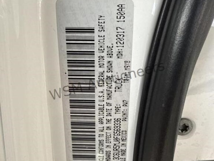2015-ram-2500-slt-image-23