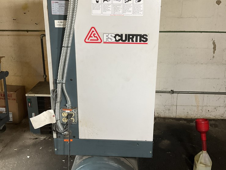 #121-•-fs-curtis-screw-type-air-compressor-image-2
