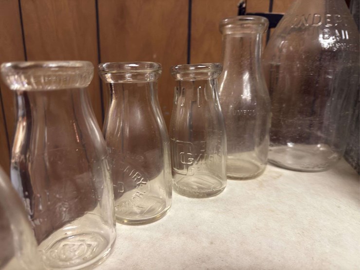 (14)-dairy-bottles-and-cooler-image-3