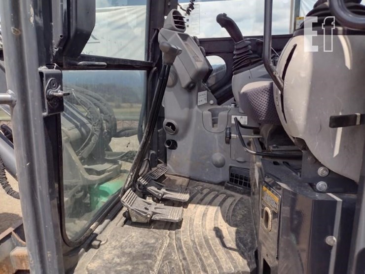 2017-deere-60g-image-12