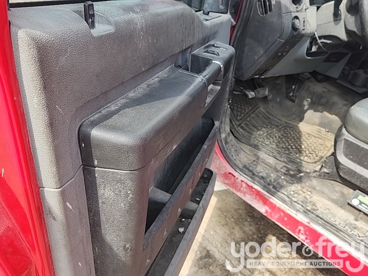 2015-ford-f250-image-15