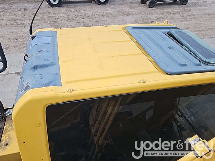 2018-komatsu-pc390-lc-11-image-32