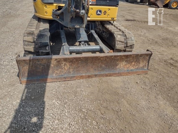 2022-deere-50g-image-21