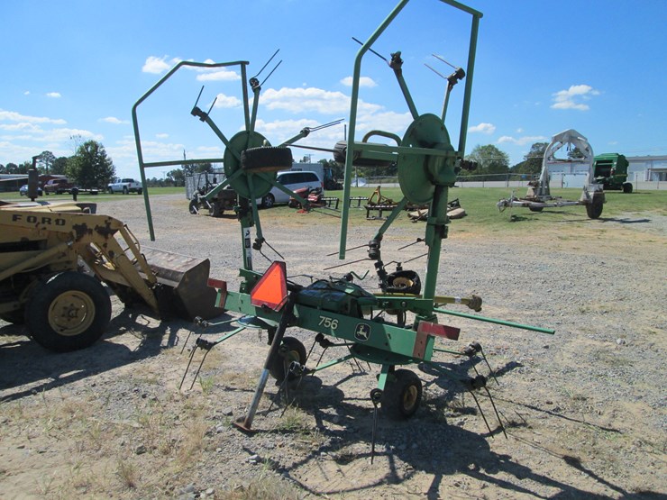 john-deere-756-image-3